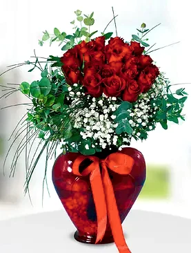 20 kırmızı gül kalp vazo