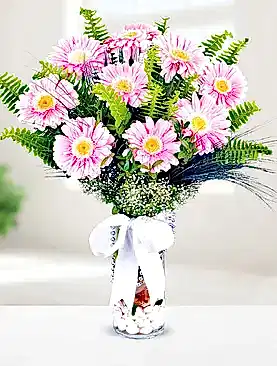 9 pembe gerbera vazo