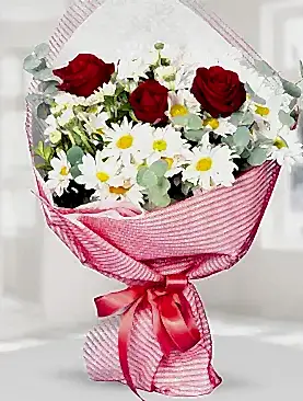 3 kırmızı gül papatya buket