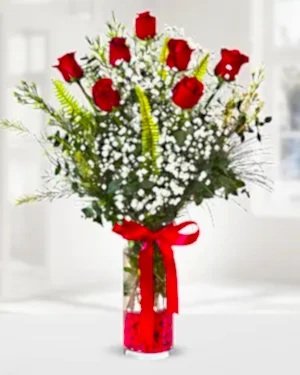 7 kırmızı gül vazo